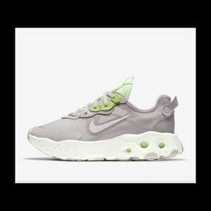 Nike React Art3mis Platinum Violet Size 7